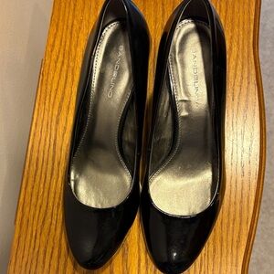 Bandolino Glossy Black Heels